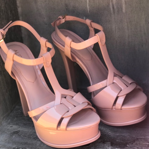 Light Pink Chelly Platform Sandals Size 8 - Picture 3 of 7